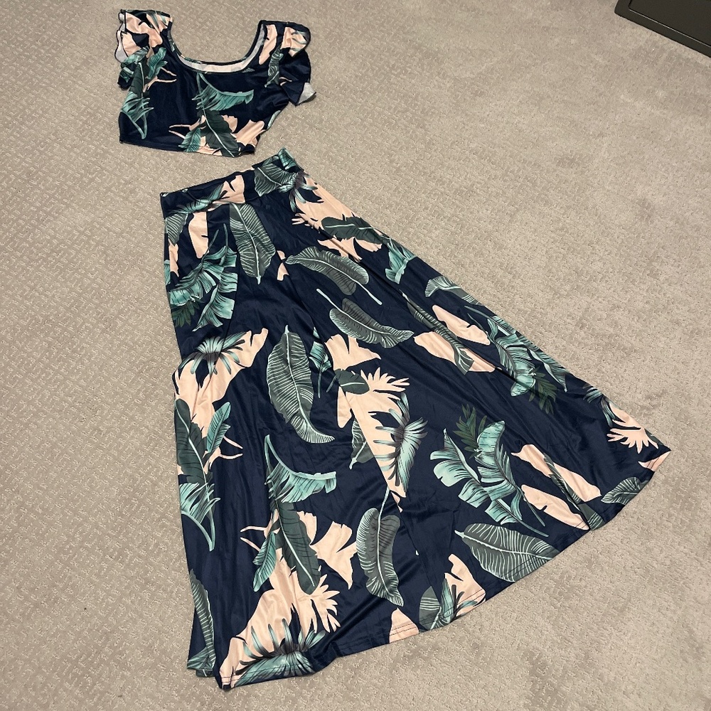 Matching top/skirt